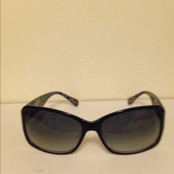 Coach ladies sunglass - Picture 2 of 5